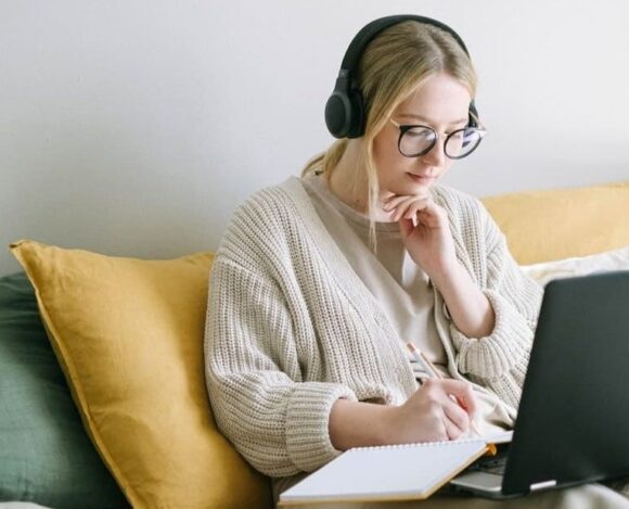 About Us Good News for Skilled Workers—Five OINP Streams Move to the Expression of Interest System About Us Good News for Skilled Workers—Five OINP Streams Move to the Expression of Interest System