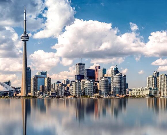 Canada’s Fantastic Immigration Strategy Makes Sense As the US Too Stares at a Demographic Crisis Canada’s Fantastic Immigration Strategy Makes Sense As the US Too Stares at a Demographic Crisis
