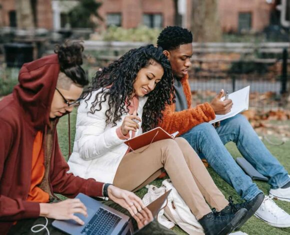 Best Country for Foreign Students—450,000 International Students in Canada in 2021 Foreign Students