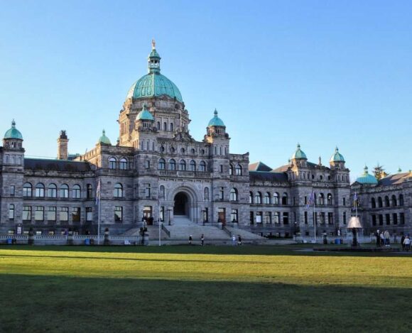 Canadian Federal Employees Announced Strike, Leading to Potential Disruptions in Immigration Services Federal Employees