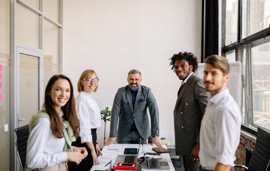 Strike Ends, Canada Immigration Services Resumes Strike