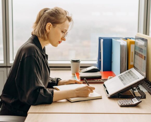 How to Get 600 Points in Express Entry- ImmigCanada How to Get 600 Points in Express Entry: A Comprehensive Guide