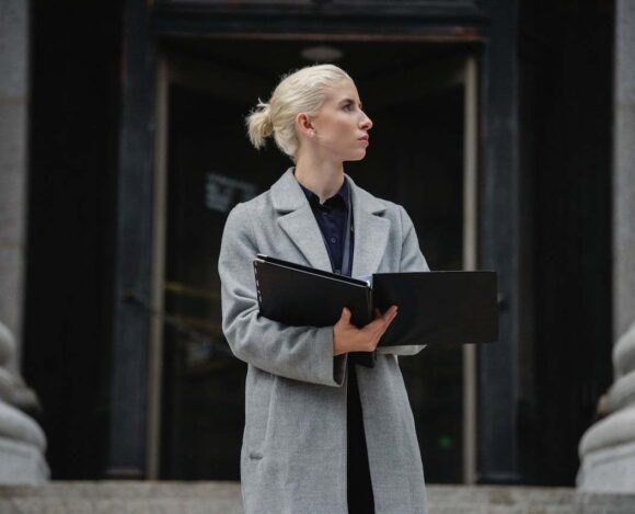 Canada Ends Visitor-to-Work Permit Policy What It Means for Future Applicants- ImmigCanada Visitor-to-Work Permit Policy