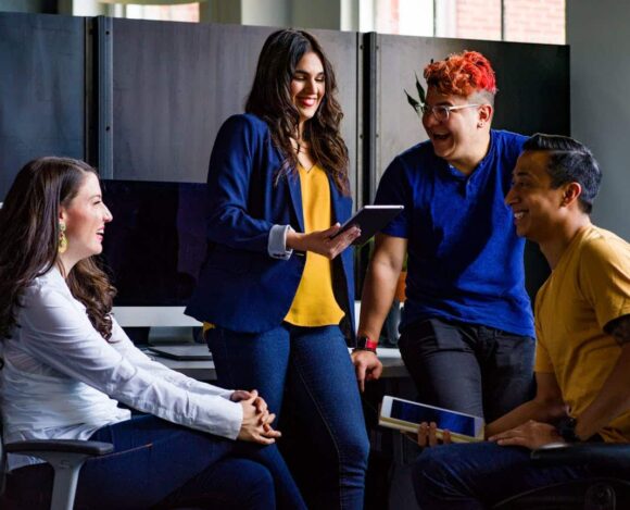 Latest Express Entry Draw #323 Invites 400 Canadian Experience Class Candidates Latest Express Entry Draw #323 Invites 400 Canadian Experience Class Candidates