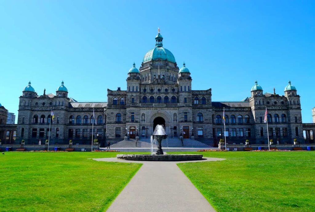 Why US Citizens Are Making the Move