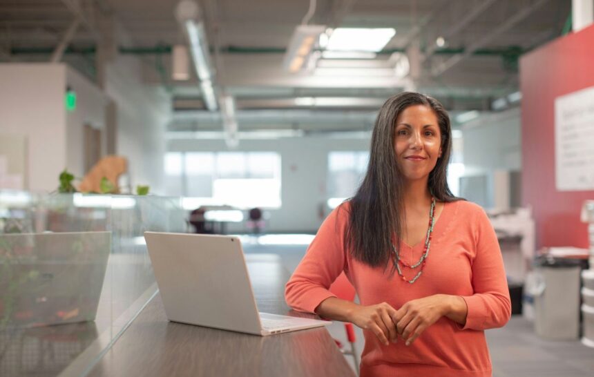 Saskatchewan’s Job Market Surges with Over 19,000 New Full-Time Positions- ImmigCanada Saskatchewan’s Job Market